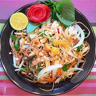 Nộm thịt gà hoa chuối Nộm thịt gà hoa chuối
