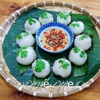 Bánh It Trần nhân tôm thịt thơm ngon