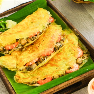 Bánh xèo hến củ hũ dừa