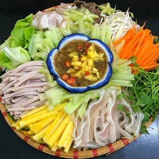 Bún thịt luộc mắm nêm