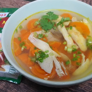 Canh cà rốt nấm bào ngư