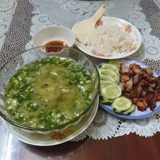 Canh khổ qua nấu tôm khô