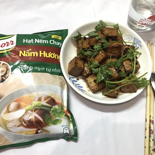 Đậu hũ rim tiêu