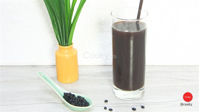 Uống nước đậu đen rang thường xuyên có tốt không?