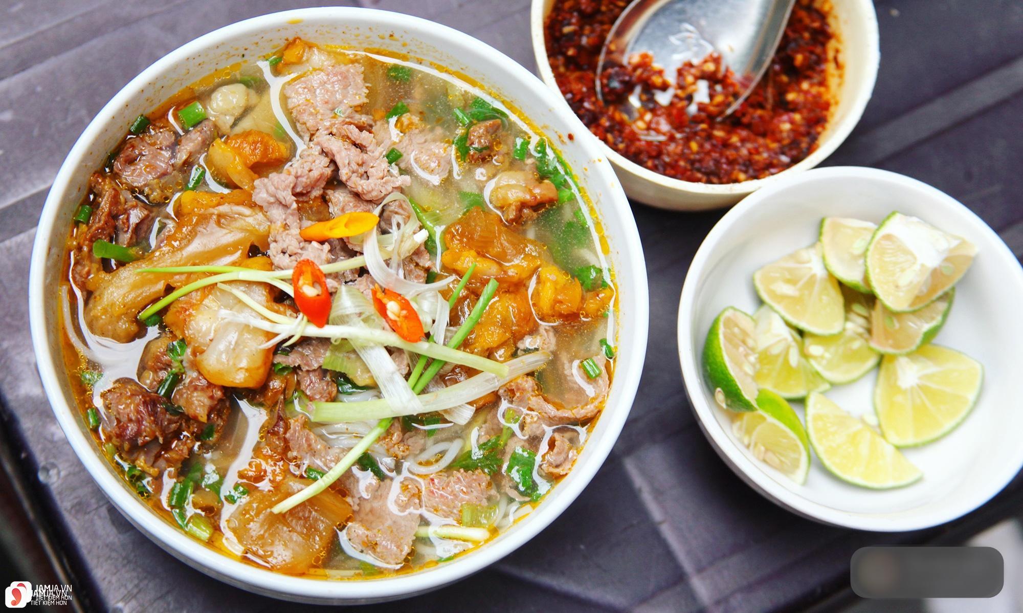 Bún bò tái Kingfoodmart