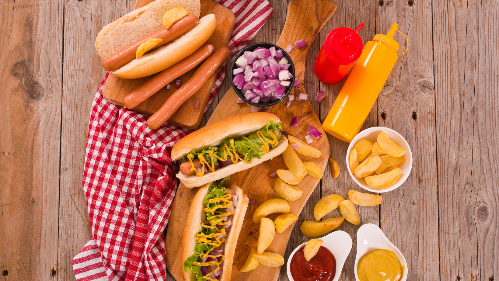 Hotdog là món gì tại sao giới trẻ lại yêu thích?