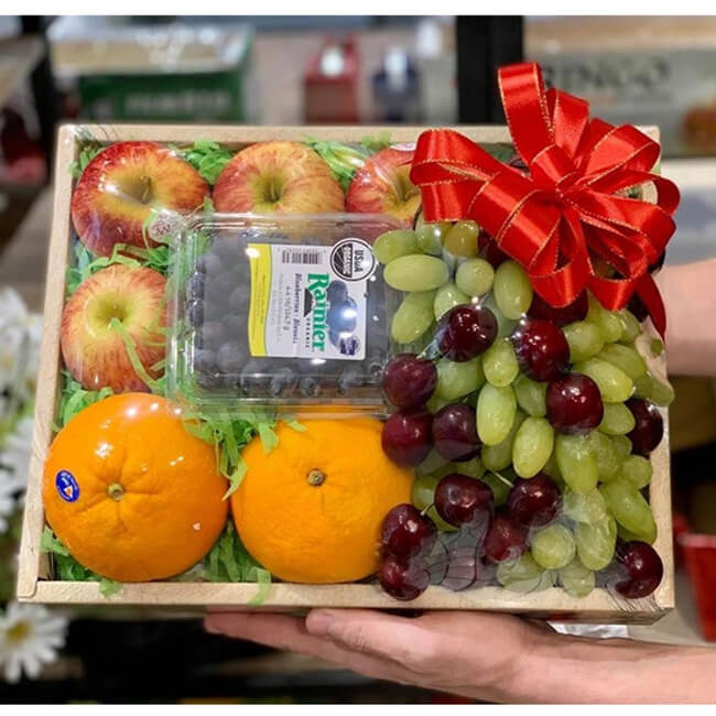 Cách trang trí hộp trái cây quà tặng tại nhà từ A đến Z